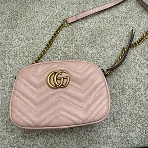 Small GG Marmont Chain Shoulder Bag Perfect Pink